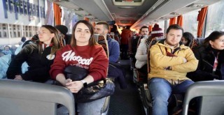 Ege Üniversitesi deprem bölgesine sağlık çalışanı desteğini sürdürüyor