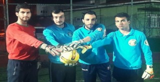 Bostanlıspor kalesi emin ellerde...