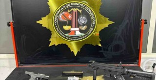 Karşıyaka'da operasyonu: 2 Tutuklama