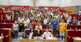 İzmir'de söz çocukların