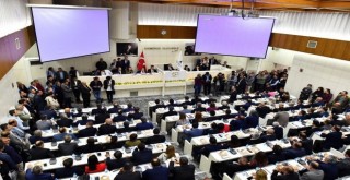 İzmir Büyükşehir Belediyesi meclis toplantıları sosyal medyadan canlı yayınlanacak