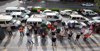 Karşıyaka’da dayanışma büyüyor