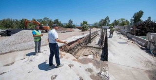 Başkan Soyer Turan’daki altyapı çalışmalarını inceledi