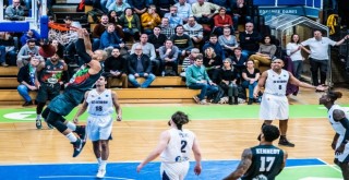 Pınar Karşıyaka'dan Leiden'e 40 fark