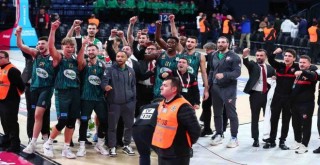 Pınar Karşıyaka, Aliağa Petkimspor'u konuk ediyor