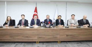 Ak Parti'li Kasapoğlu: Karşıyaka Stadı'nı mahkemeyle durdurmasalar hizmetteydi