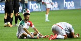 Karşıyaka'da hasret 22 yıla çıktı