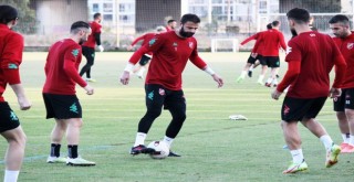 Karşıyaka'nın konuğu Ergene Velimeşespor