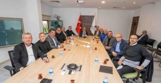 Başkan Soyer kulüp başkanlarıyla bir araya geldi