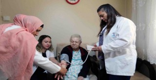 Bayraklı'da ücretsiz sağlık hizmeti