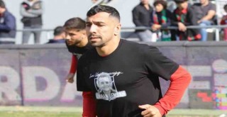 Karşıyaka'da Hakan Barış kadro dışı