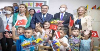 Özel çocuklardan  Kılıçdaroğlu’na özel karşılama