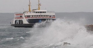 Feribot seferleri iptal edildi