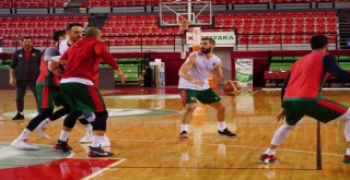 Pınar Karşıyaka, Avrupa'da Bahçeşehir'i konuk ediyor