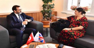 İzmir-İngiltere arasında ''sağlıklı'' gündem 