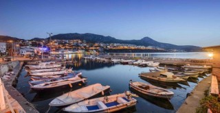 Karaburun’a yoğun ilgiye evet, doğa katliamına hayır