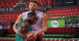 Pınar Karşıyaka, Petkim karşısında