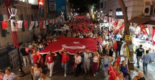 Karşıyaka fener alayında buluştu