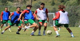 Karşıyaka'da 3 isimle yollar ayrılıyor