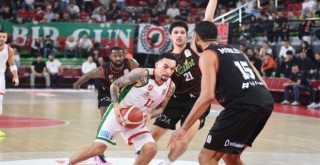 Karşıyaka, Manisa Basket'e farklı kaybetti