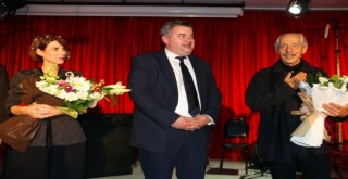 Genco Erkal’dan ''Yaşamaya Dair''