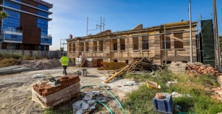 Tarihi Üçüz Bina yeniden hayat buluyor