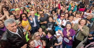 Başkan Soyer: Hukukun, insan haklarının ve eşitliğin üstün geldiği bir geleceğe el ele kavuşacağız