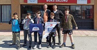 Bostanlıspor’un Muay Thaicileri okullarda da şampiyon