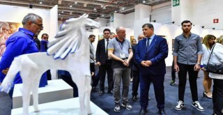 Sanat ve Antika Fuarı’na yoğun ilgi