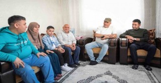 Başkan Önal sözünü tuttu, Bilgi teyzeyle buluştu