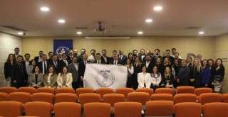 EGİAD’da devir teslim töreni ile görev dağılımı gerçekleşti