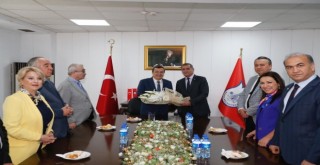 Kırkpınar’dan Batur’a tebrik ziyareti