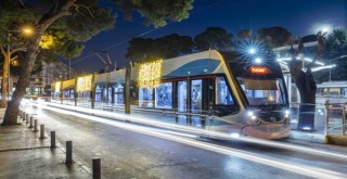 İzmir Büyükşehir Belediyesi yılbaşına hazır