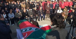 Dr. Bülent Zeren için Karşıyaka Yelken'de tören yapıldı