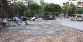 Yenilenen spor alanlarına 904 metreküp beton döküldü