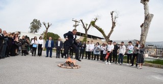 Karşıyaka’da Nevruz coşku ile kutlandı