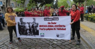 Atatürk'ün Foça'ya geliş yıl dönümü coşku ile kutlandı