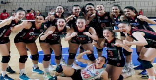 Karşıyaka filede namağlup yoluna devam ediyor