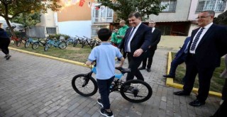 Eski bisikletler Karşıyaka'da iyiliğe dönüştü