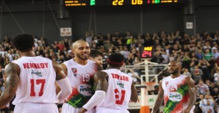 Pınar Karşıyaka, Hollanda'da galibiyet arıyor