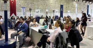 İzmir’de gençler kent yönetimine doğrudan katılıyor