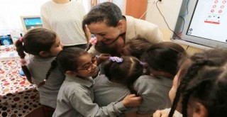 Efes Selçuk'ta eğitime destek büyüyor