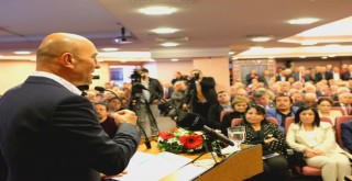 Soyer: 30 İlçemizde esnaf masası kuracağız