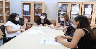 Bayraklı Belediyesi'nden öğrencilere tercih hizmeti