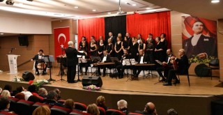 Şef Mustafa Sağyaşar’ın 70. Sanat Yılı Çiğli’de kutlandı