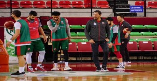 Pınar Karşıyaka, Gaziantep Basketbol'u konuk ediyor