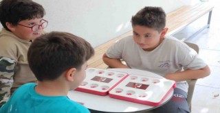 Bayraklı’da çocuklar akıl ve zeka atölyelerinde buluştu