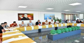 Narlıdere'de muhtarlarla dayanışma buluşması