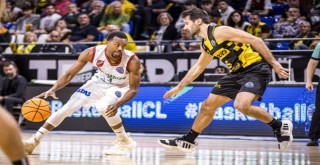 Pınar Karşıyaka'dan Avrupa'ya veda...