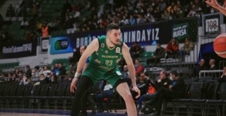 Pınar Karşıyaka'dan transfer